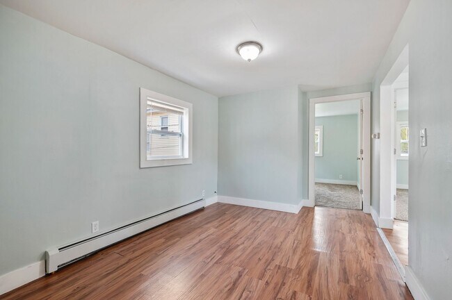 Building Photo - 921 15th St