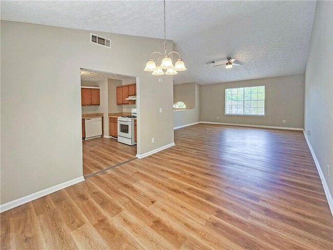 Building Photo - 7080 Greenbower Ln