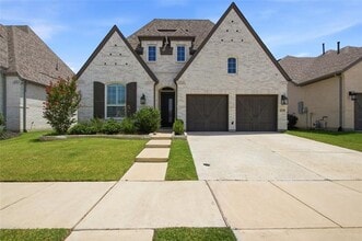 Building Photo - 1720 Stonewall Rd