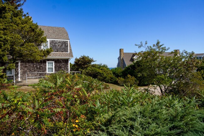 Building Photo - 3 Bemis Rd