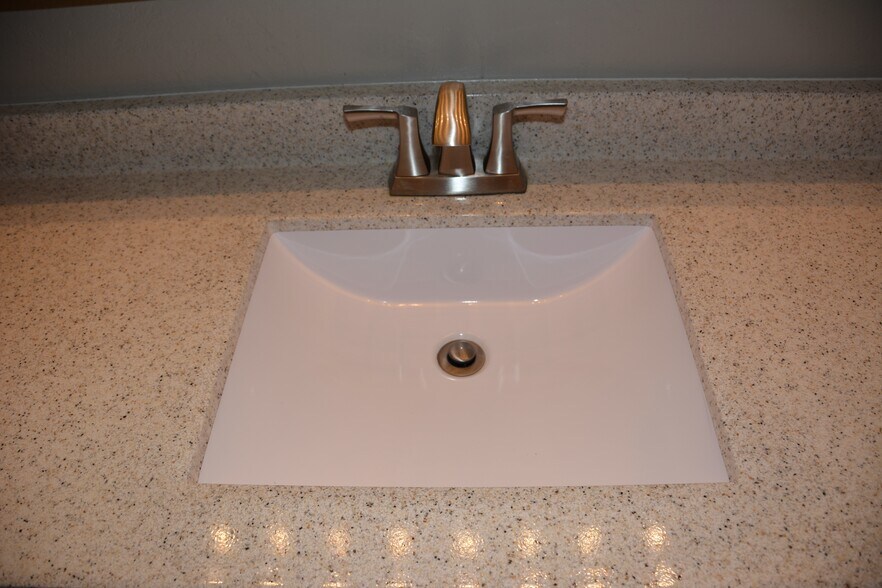 Building Photo - 327 Cordy Lane