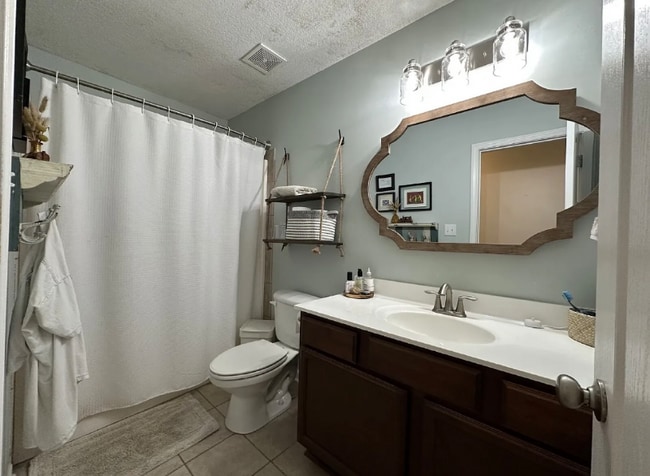 Building Photo - 312 S Brandon Way