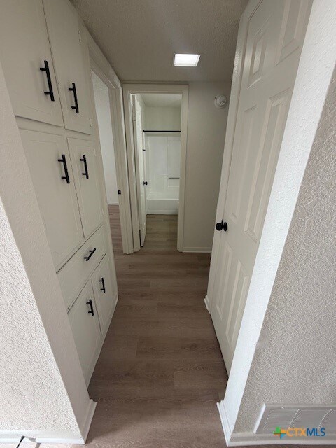 Building Photo - 1005 Eastside Dr