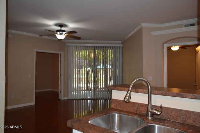 Building Photo - 1701 E Colter St