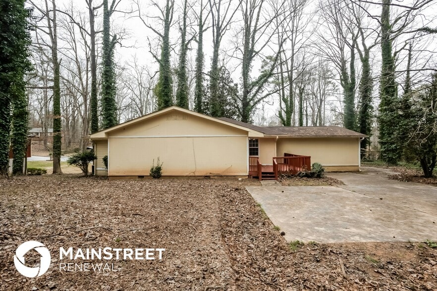 Building Photo - 1960 W Kimberly Rd SW