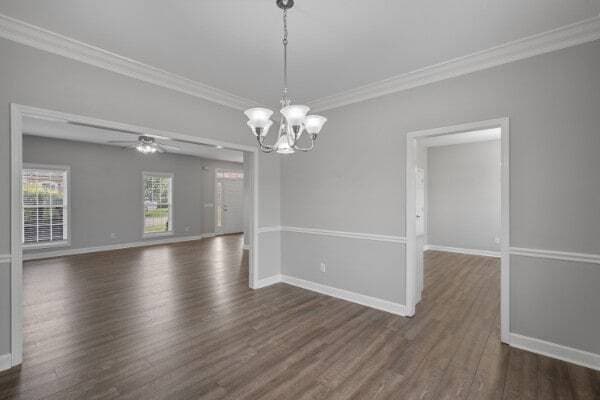 Building Photo - 302 12 Oaks Ln