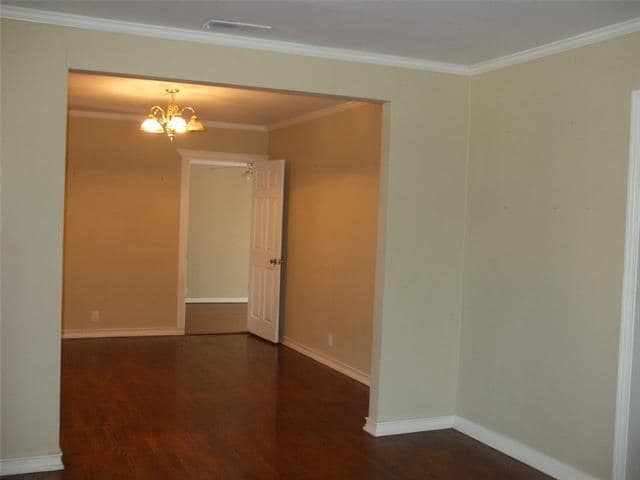 Building Photo - 5503 Matalee Ave