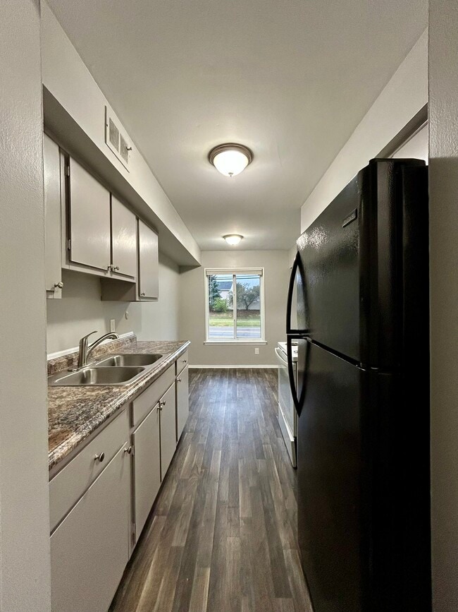 Building Photo - Old Goddard Apartments