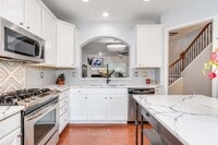 Building Photo - 2345 Limehurst Dr