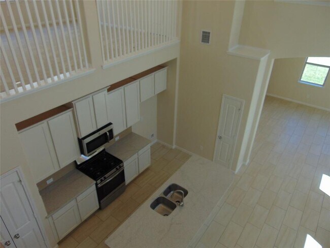 Building Photo - 24782 Levante Dr