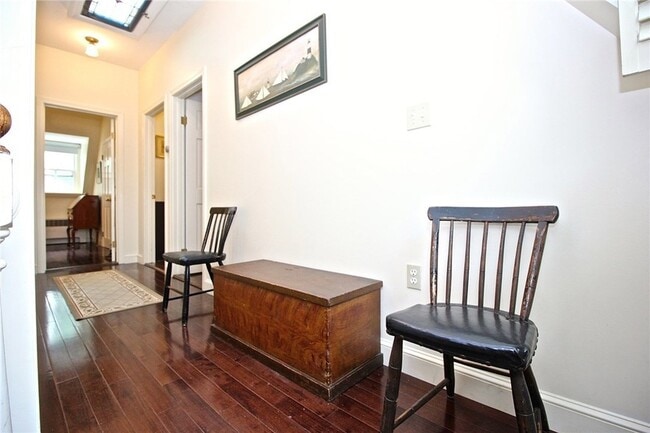 Building Photo - 434 Bellevue Ave