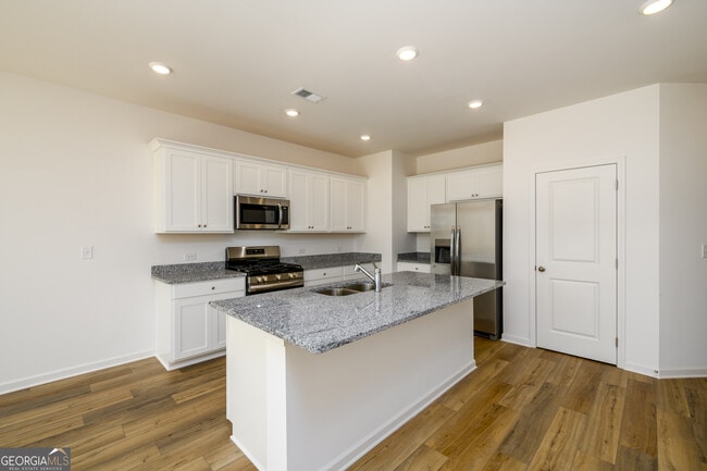 Building Photo - 2559 Adventure Way