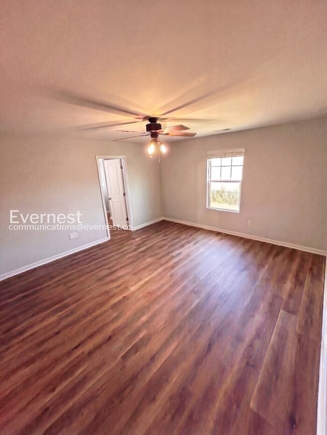 Building Photo - 1326 Bryson Ln