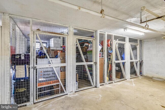 Building Photo - 6612 10th St