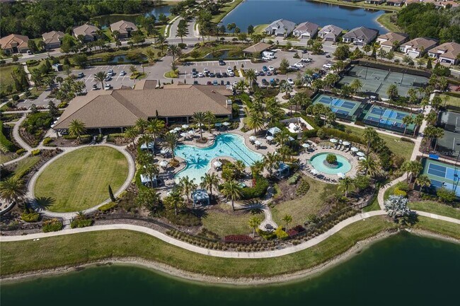 Building Photo - 10413 Highland Park Pl