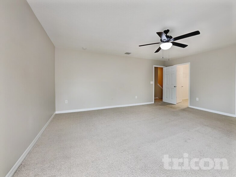 Building Photo - 10327 Celtic Ash Dr