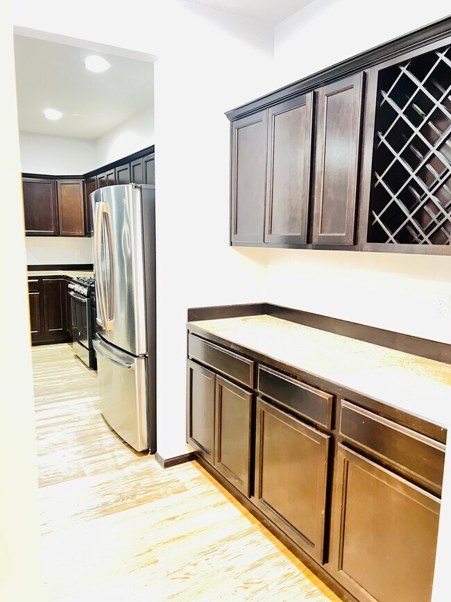 Building Photo - 5815 148th Pl NE