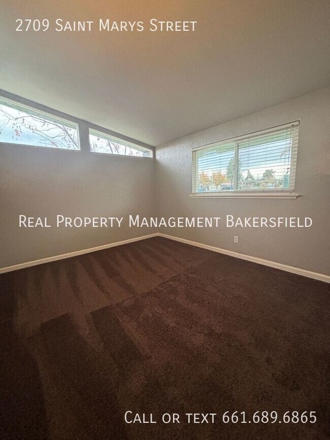 Building Photo - 2709 St Marys St