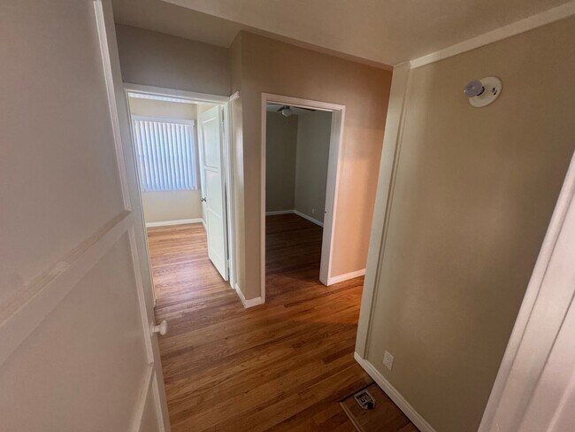 Building Photo - Beautiful 3 bedroom North Hollywood Home