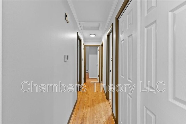 Building Photo - 3035 Hazelton St