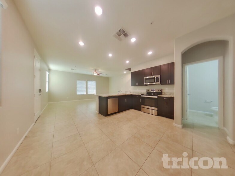 Building Photo - 12569 W Lindbergh Dr