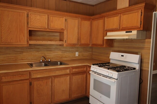 Building Photo - 2773 Evergreen