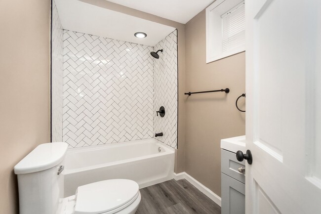 Building Photo - Updated  2BR Home – Walk to Lehigh & Downtown Bethlehem