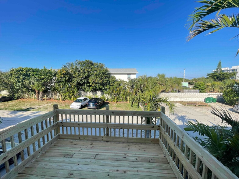 Building Photo - 1282 Jimmy Buffett Mem Hwy