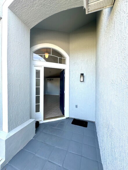 Building Photo - 10209 Rivers Trail Dr