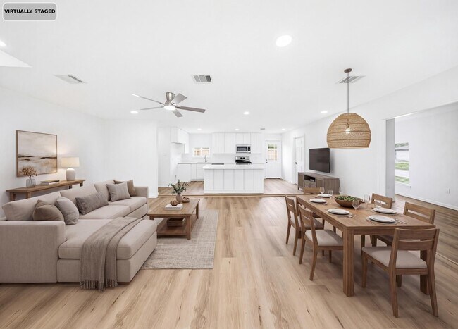 Building Photo - 7954 Glenvista St