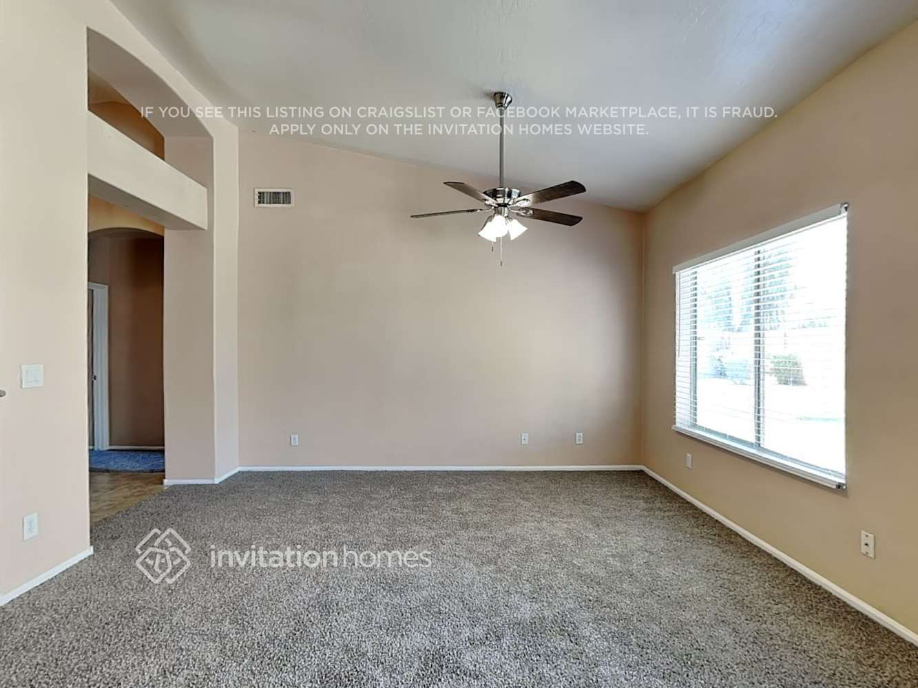 Building Photo - 11634 W Clover Way