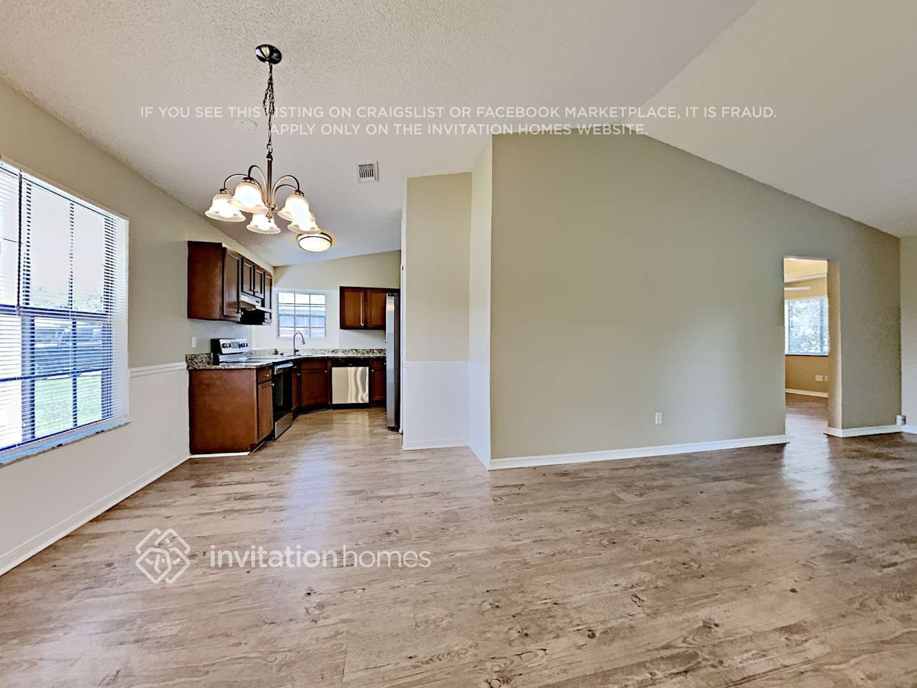 Building Photo - 1082 Leeward Dr