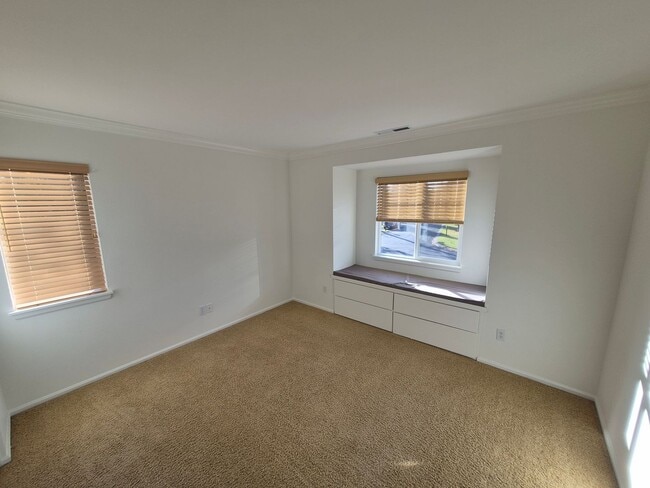 Building Photo - 3 Bed 2.5 Bath - The Parks at Broken Top.