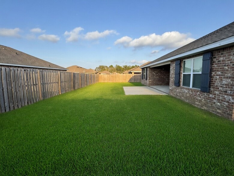 Building Photo - 15340 Leighwood Ln