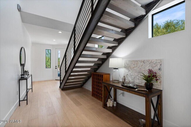 Building Photo - 230 W Monterosa St