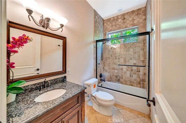 Building Photo - 4822 Valjean Ave