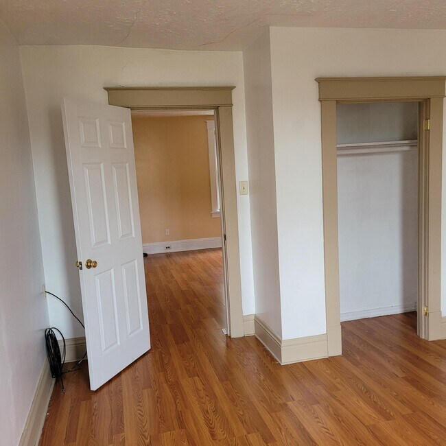 Building Photo - 1200 Race St