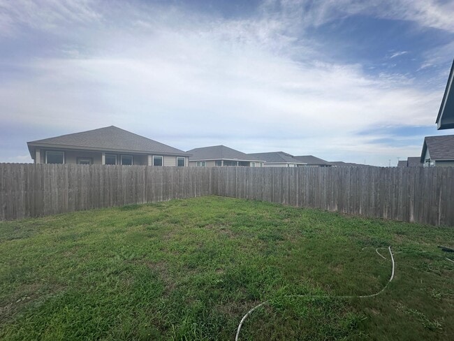 Building Photo - 2722 Winterfell St