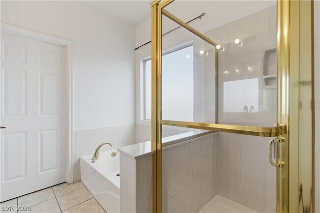 Building Photo - 8899 Sanibel Shore Ave