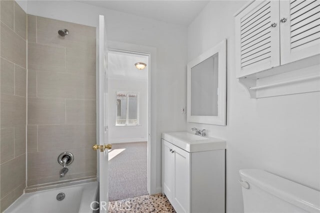 Building Photo - 303 28th St