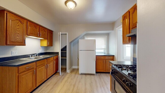 Building Photo - 7401 Jameson Rd