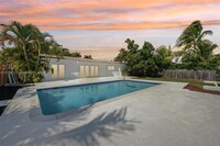 Building Photo - 13145 Coronado Terrace