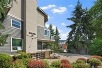 Building Photo - 2 Bed 3 Bath Condo at Galleria in the Hear...