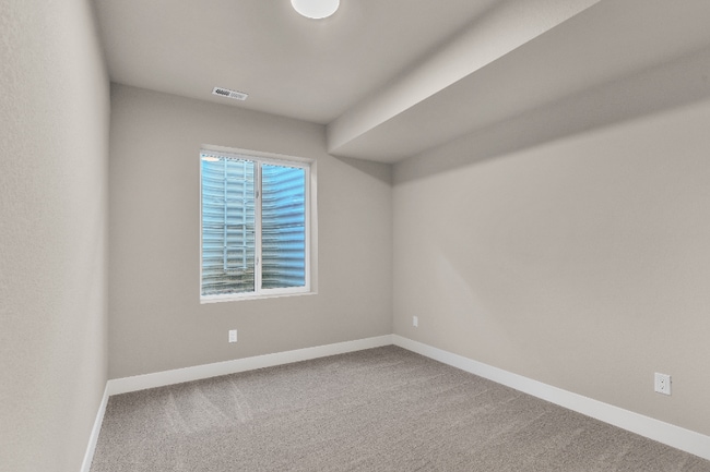 Building Photo - 1913 Conejos Pl