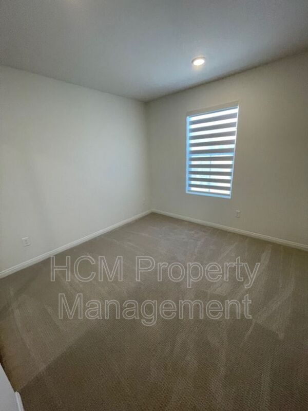 Building Photo - 4021 E Coronado Privado