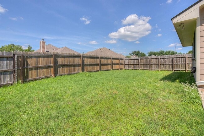 Building Photo - 103 Garden Acres