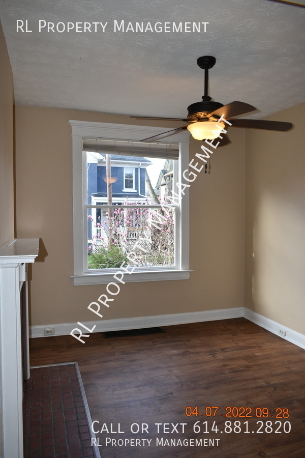 Building Photo - Beautiful 2 bedroom 1 bathroom home in Old...