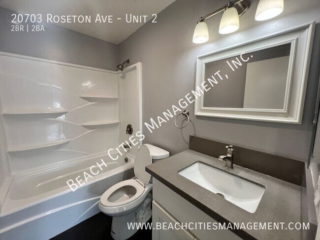 Building Photo - 20703 Roseton Ave