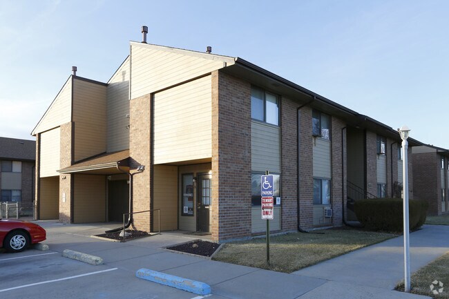 Platte Valley Apartments Brighton, CO Apartment Finder