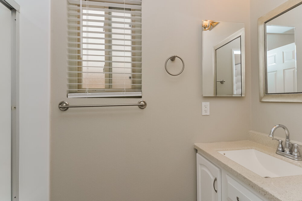 Building Photo - 129 Primero Way